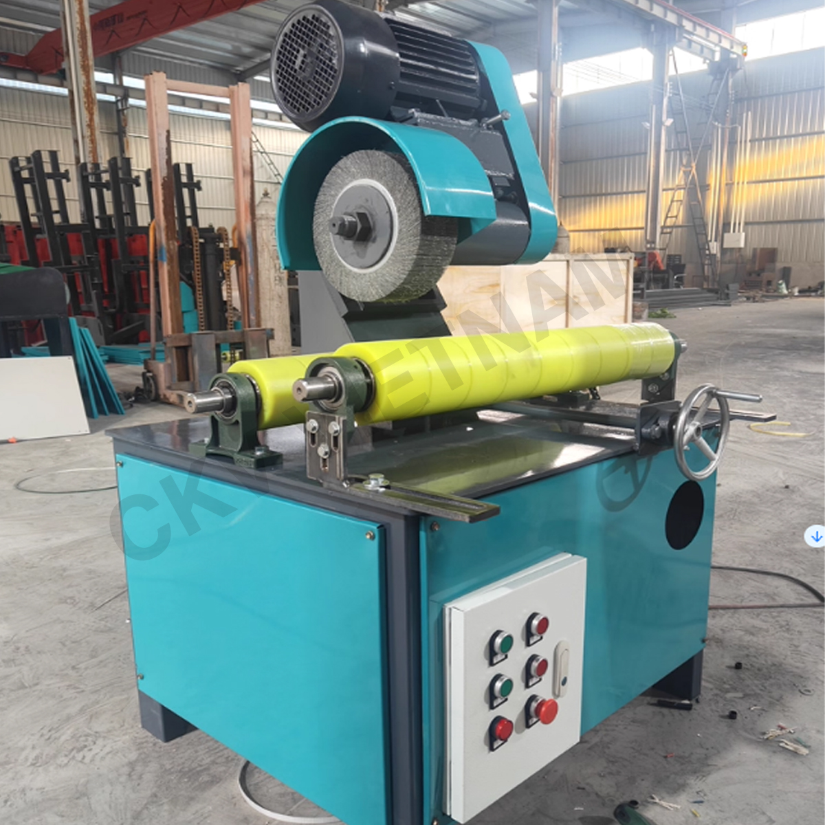 Máy chà nhám & đánh bóng ống MTA220