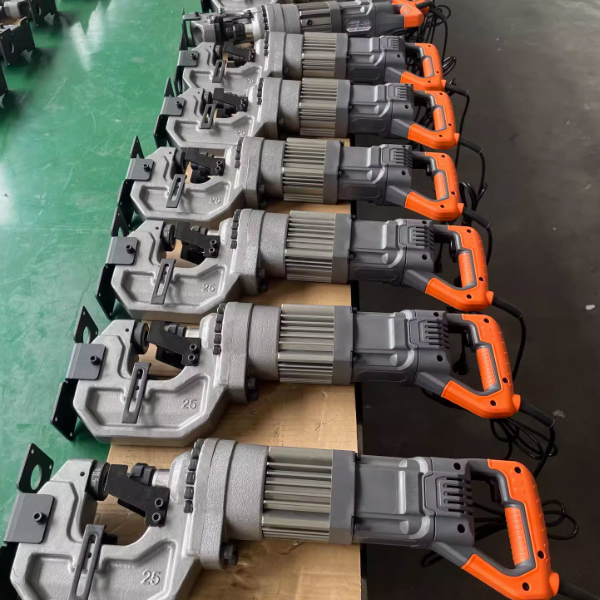 Máy đột thủy lực JD10