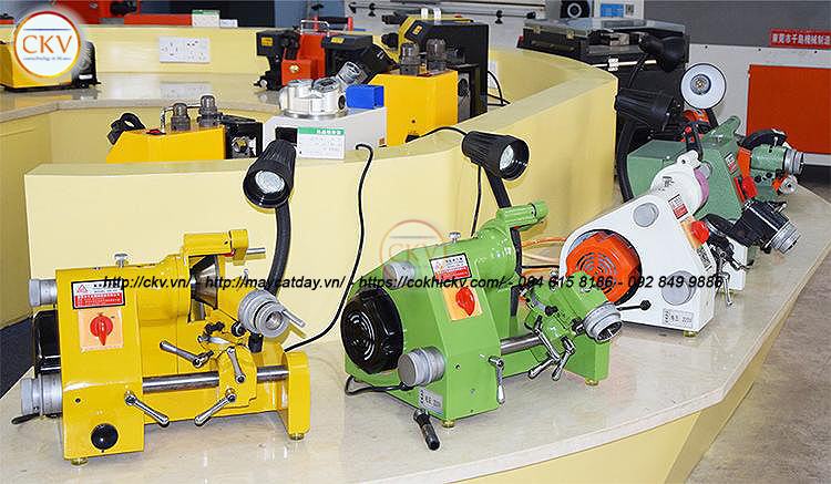 Máy mài dao phay ngón ở Long An có ship toàn quốc