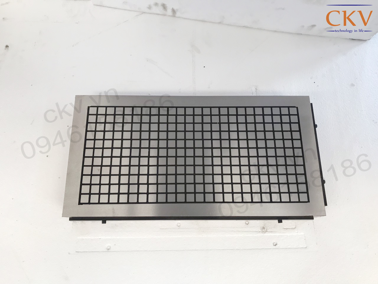 Bàn từ cơ CNC cho máy phay an toàn tại Hà Nội