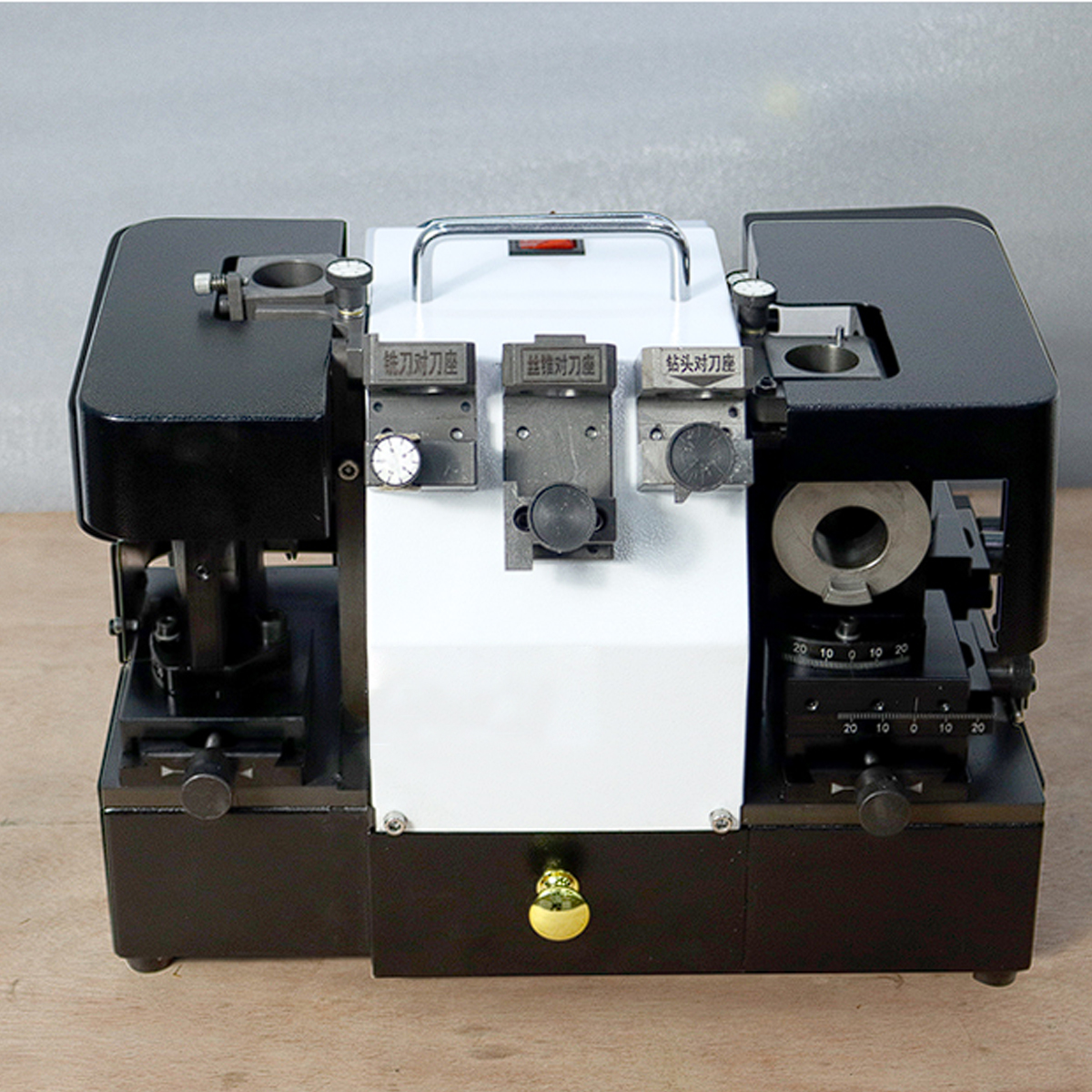 Máy mài đa năng CKV-313A