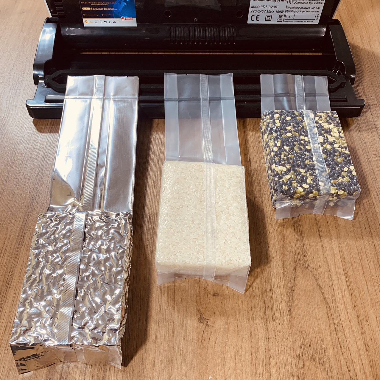 Máy Hút Chân Không Chè, Gạo DZ-320B