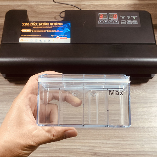 máy hút chân không p400