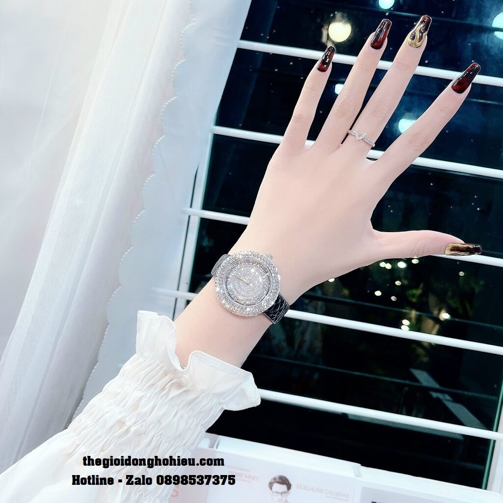 Đồng Hồ Nữ Davena 32091 Chính Hãng Dây Da Trám Đen Vỏ Silver 39mm