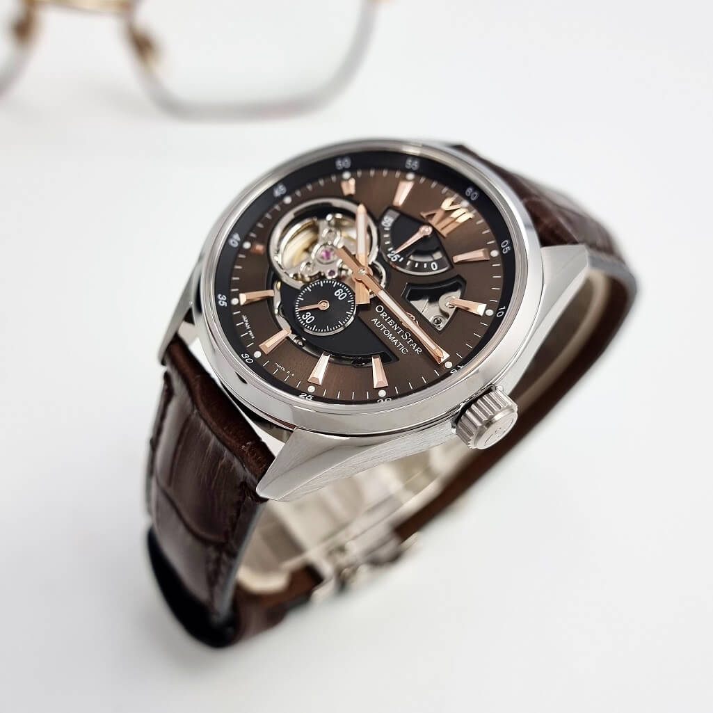 Đồng Hồ Nam Orient Star RE-AV0006Y00B Automatic Dây Da Nâu Sapphire 41mm