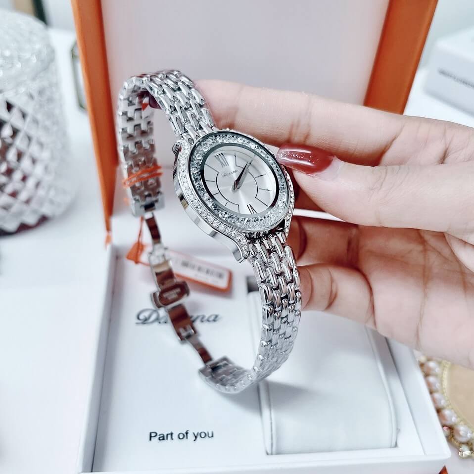 Đồng Hồ Nữ Davena 61666 Silver 30mm Mặt Đá Swarovski