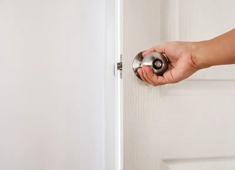 Một số trường hợp cần đóng kín để giữ nhiệt lạnh và tăng hiệu quả làm mát