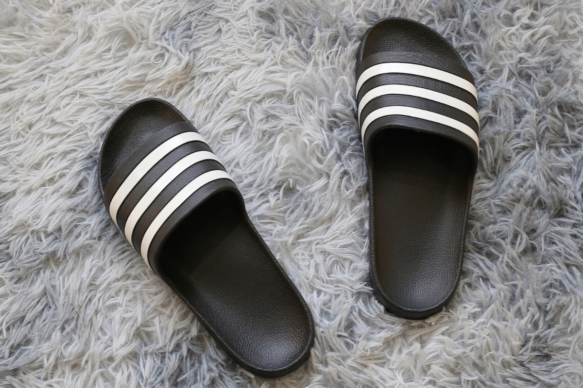 dép adidas chính hãng