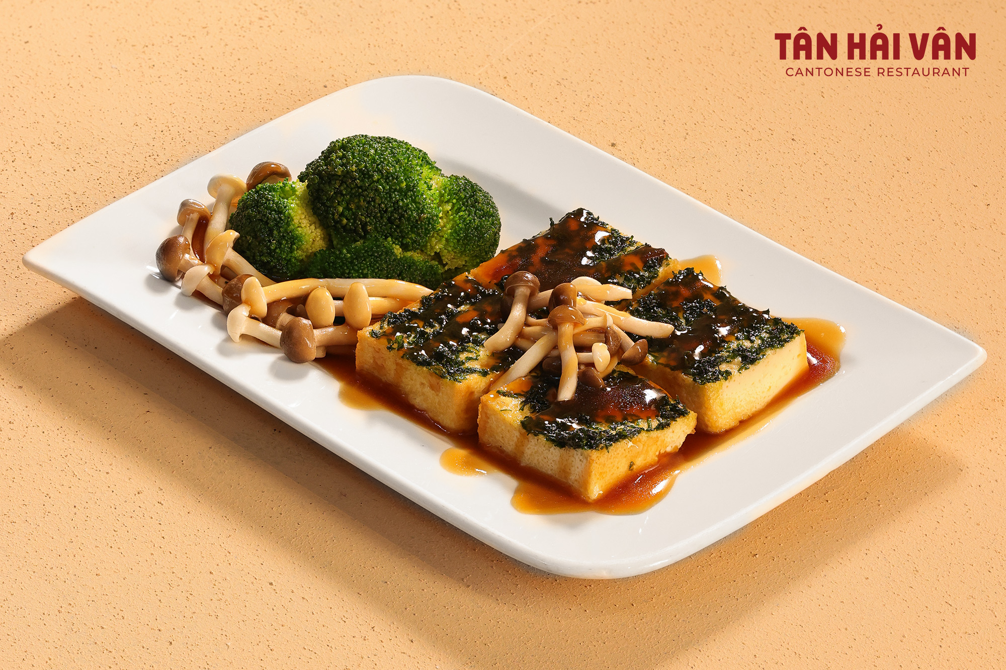 nha-hang-tan-hai-van