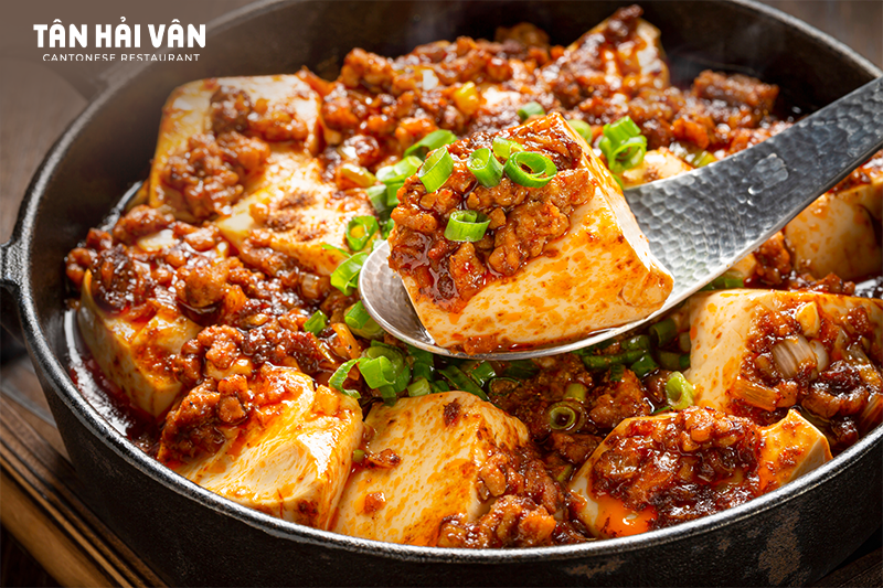 nha-hang-tan-hai-van