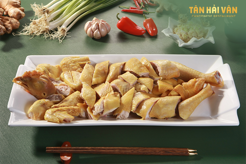 nha-hang-tan-hai-van