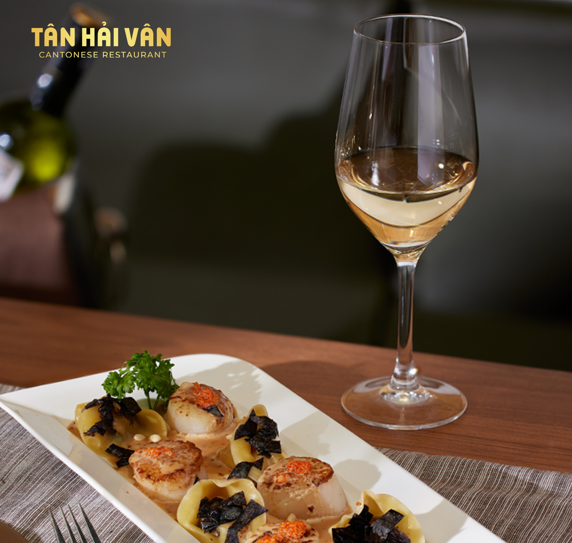 nha-hang-tan-hai-van