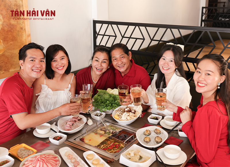 nha-hang-quang-dong-tan-hai-van