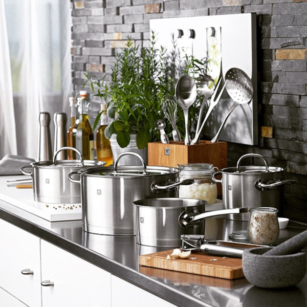 Các mẹo vệ sinh đồ dùng nhà bếp sử dụng hằng ngày