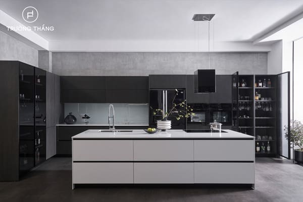 Tủ bếp Elegant mở ra một không gian trưng bày đầy kiêu hãnh từ vật liệu gỗ thượng hạng