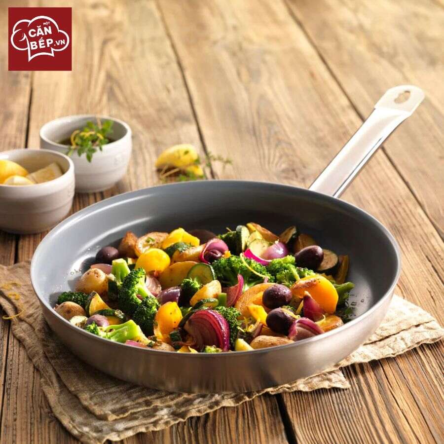Lưu ý vệ sinh và sử dụng chảo inox chống dính ZWILLING Twin Choice