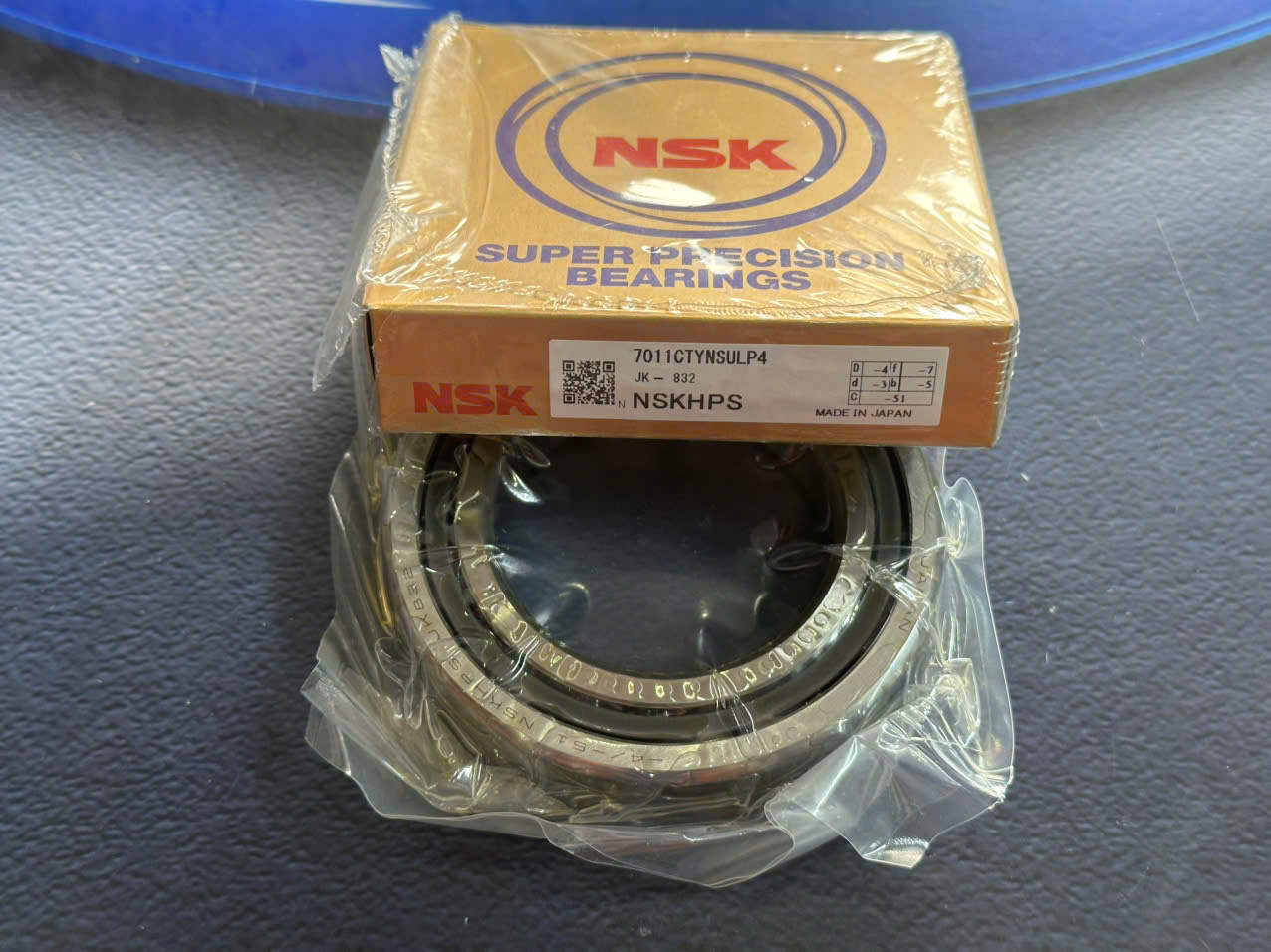 Vòng bi 7011CTYNSULP4 NSK