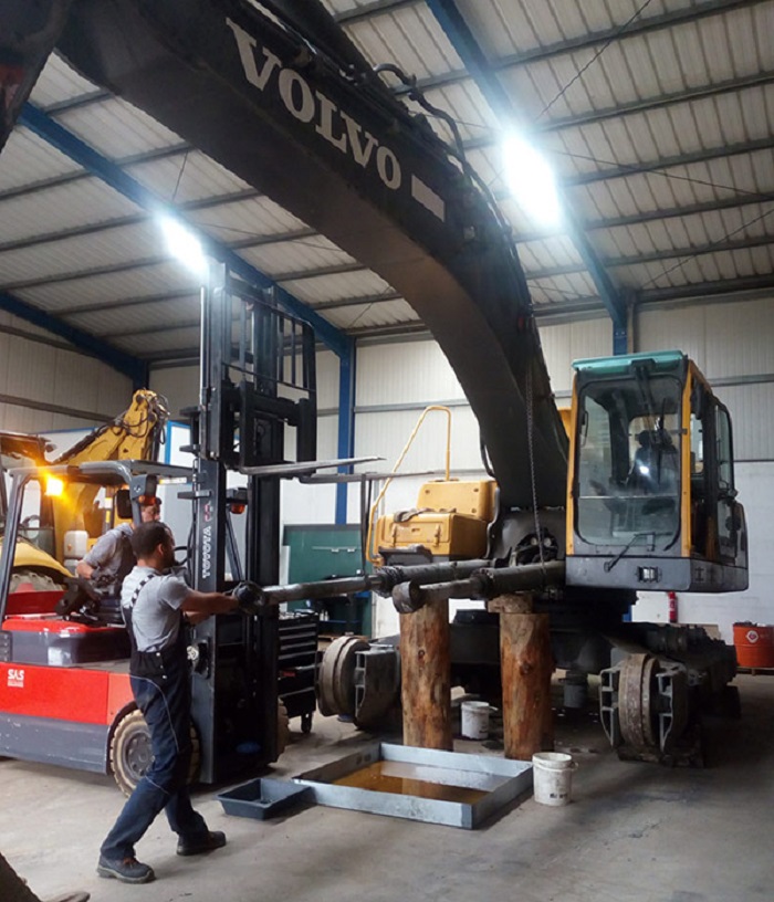 12-thao-tac-bao-tri-thiet-bi-phu-tung