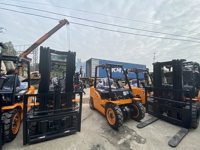 Tieu-chi-chon-xe-nang-an-toan