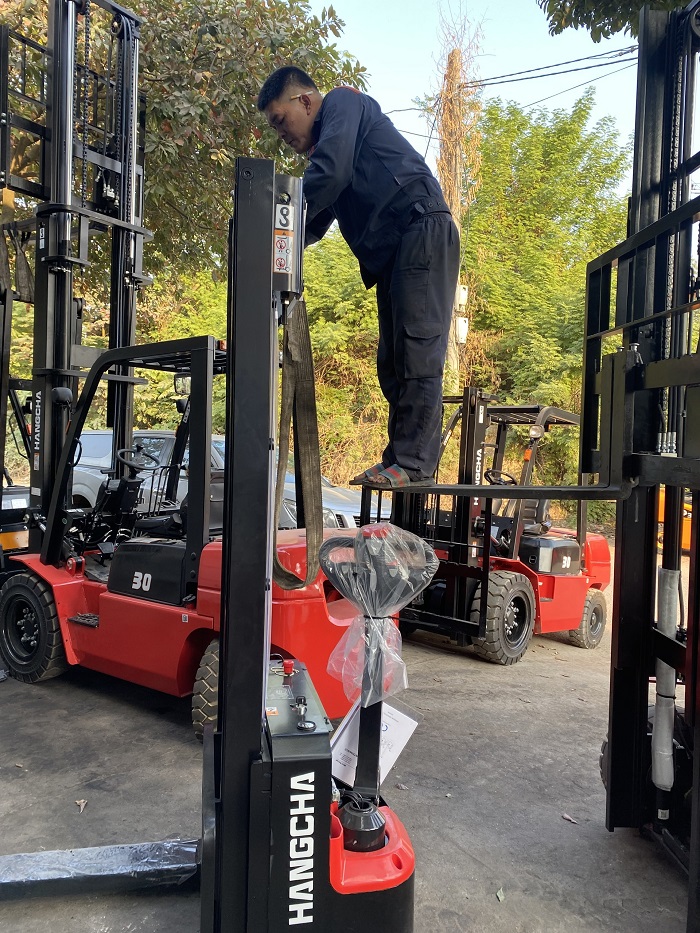 Tieu-chi-chon-xe-nang-an-toan