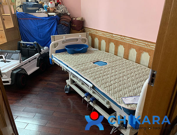 Bàn giao giường y tế cho khách hàng tại Cầu Diễn Hà Nội