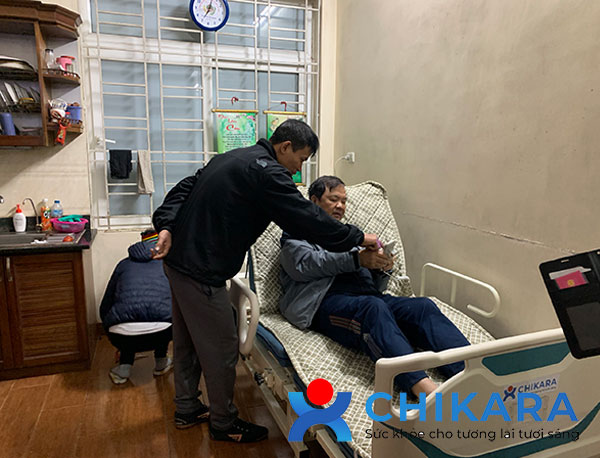 Bàn giao giường y tế cho khách hàng tại Ngọc Thụy Long Biên Hà Nội