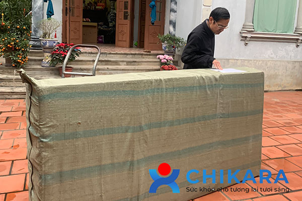 Bàn giao lắp đặt giường y tế cho khách hàng tại Hải Dương