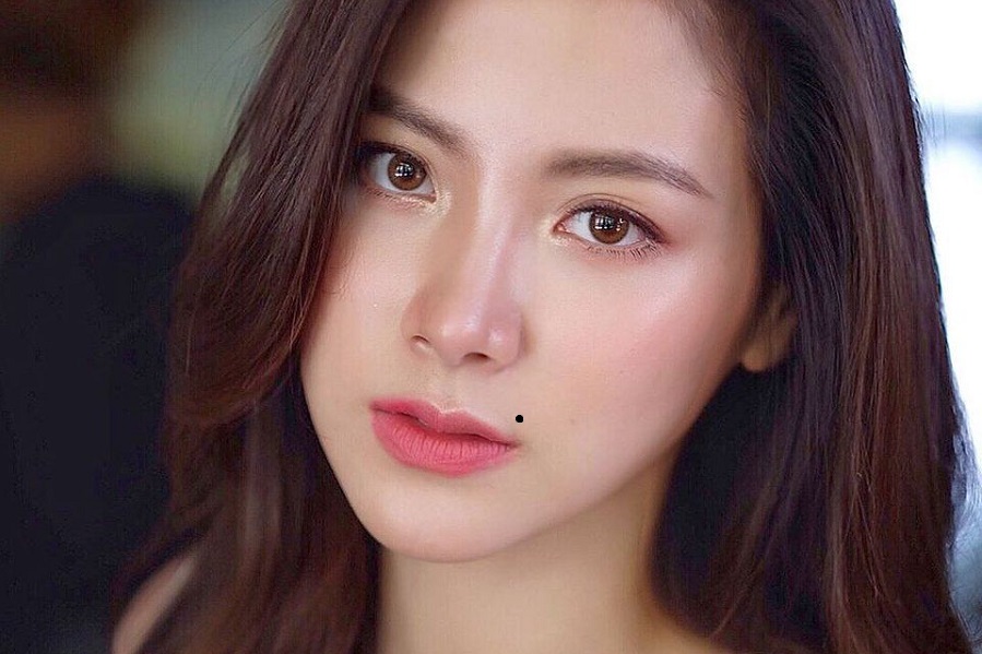 vị trí nốt ruồi trên mặt nữ