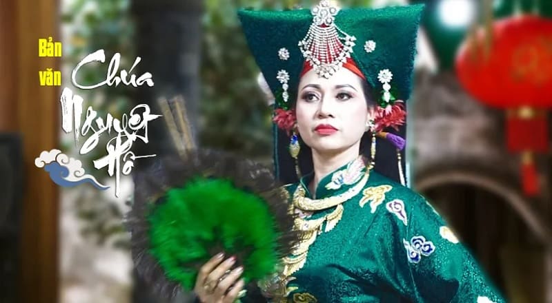 Biểu tượng của vị thần Chúa Nguyệt Hồ