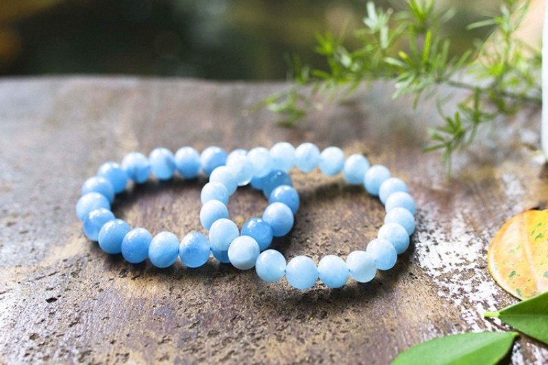 Bạn sẽ gặp nhiều may mắn trong cuộc sống khi đeo vòng đá aquamarine
