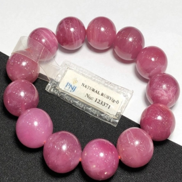 Đá ruby có nhiều ý nghĩa đặc biệt