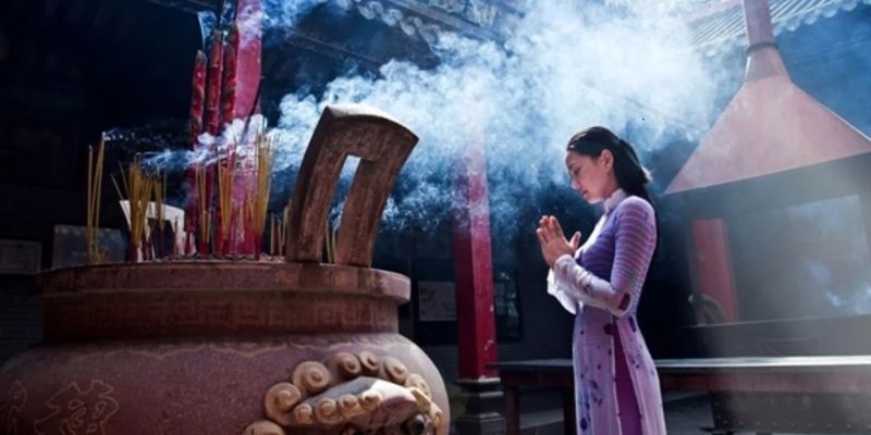 Tham khảo bài văn tế lễ tại chùa