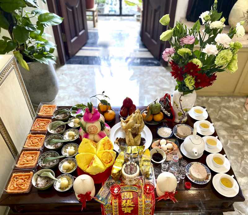 Cần chuẩn bị lễ vật đầy đủ trước khi cúng