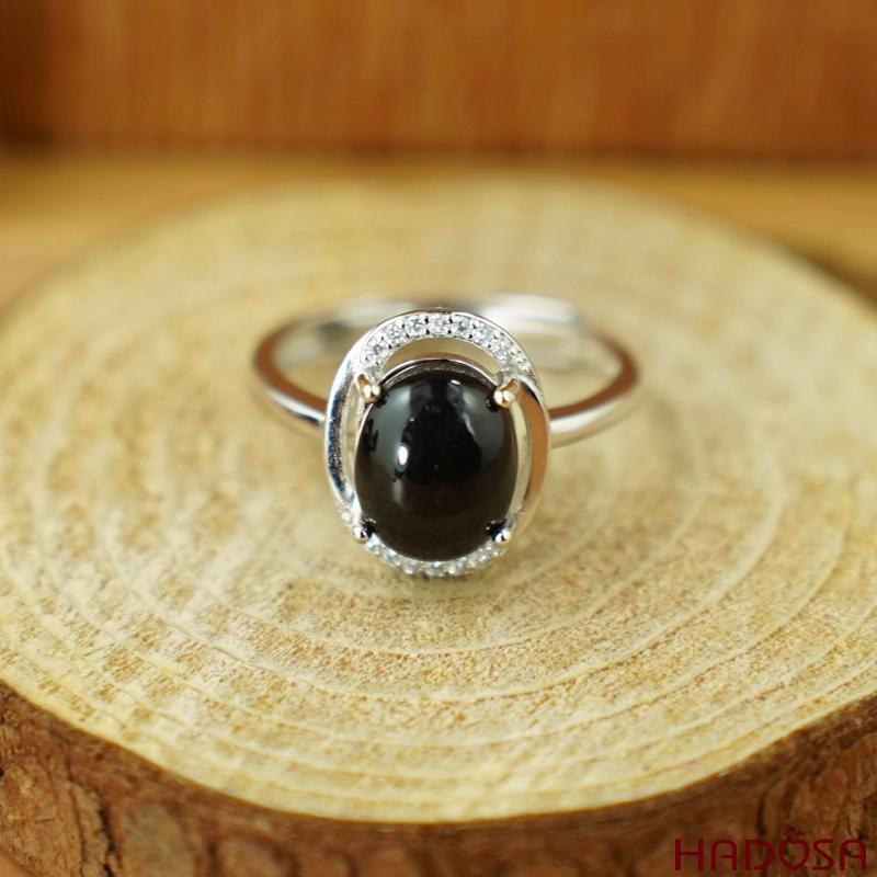 Nhẫn bạc đính đá Chalcedony màu đen hình oval