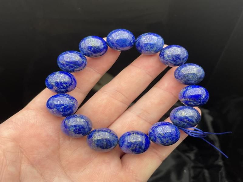 Đá Lapis Lazuli với màu xanh siêu đẹp