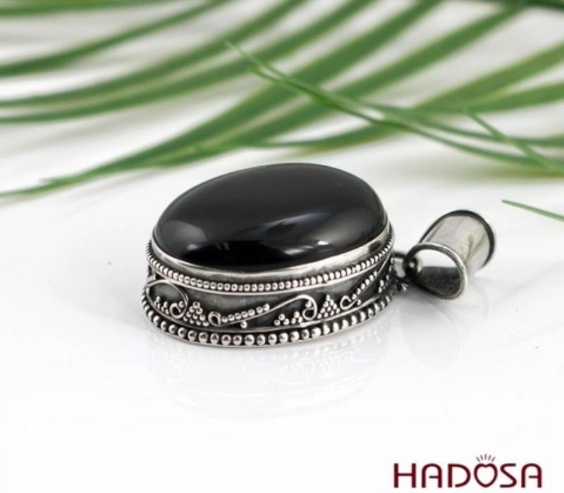 Những sản phẩm trang sức phong thủy Onyx quý giá