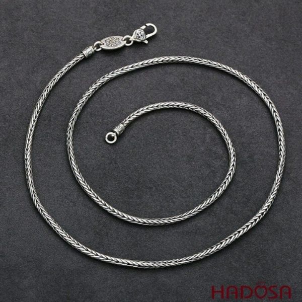 Mẫu dây chuyền bạc Thái thiết kế cổ điển cho nam giới