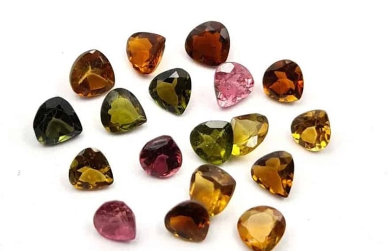 Đeo đá Tourmaline giúp cải thiện sức khỏe đáng kể