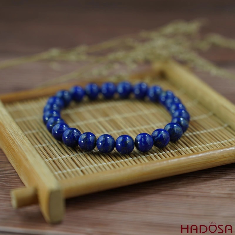 Lau sạch nhẹ nhàng, tránh mạnh tay