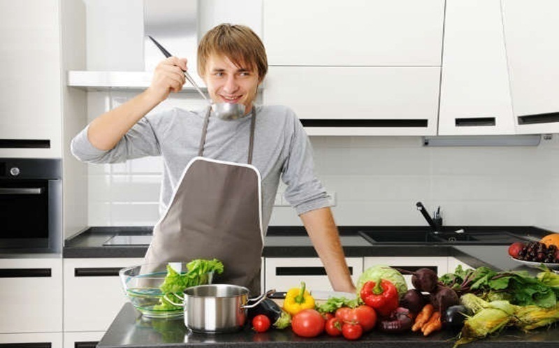 Không nên ăn thử đồ cúng sẽ làm mất đi sự trang nghiêm và lòng thành kính trong buổi lễ