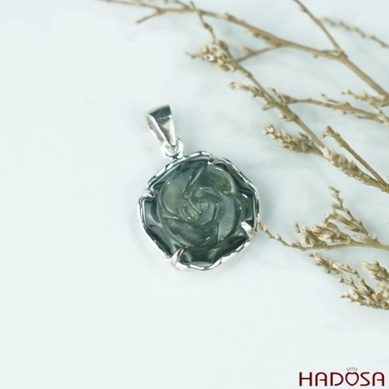 Mặt dây chuyền Sapphire hoa mẫu đơn