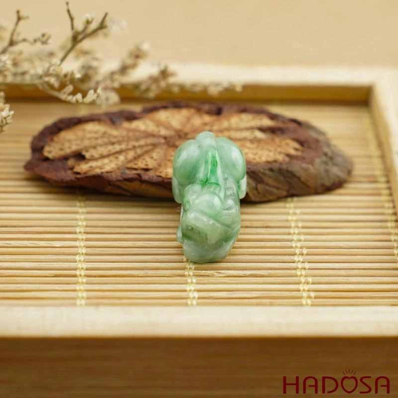 Mặt dây chuyền tỳ hưu mang lại vận khí tốt, bình an