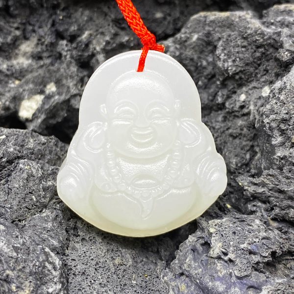 Mặt Phật đá mã não trắng mang lại bình an và may mắn cho gia chủ