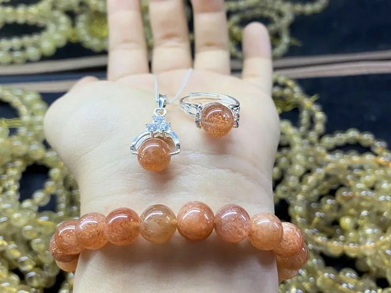 Mẹo dùng đá Sunstone để tối ưu lợi ích phong thủy