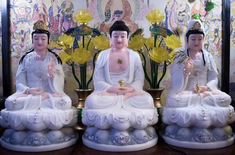 Một số điểm cần lưu ý liên quan đến thờ Phật tại gia