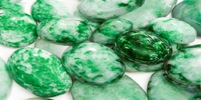 Cẩm thạch xanhngiúp người mệnh Mộc duy trì sức khỏe tốt