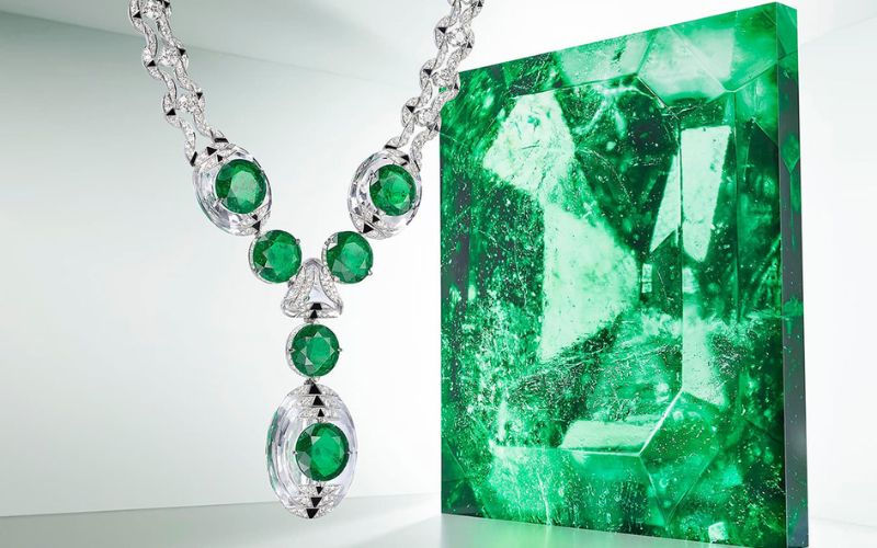 Giá ngọc lục bảo hiện nay có giá dao động từ 2.000.000 đến 40.000.000