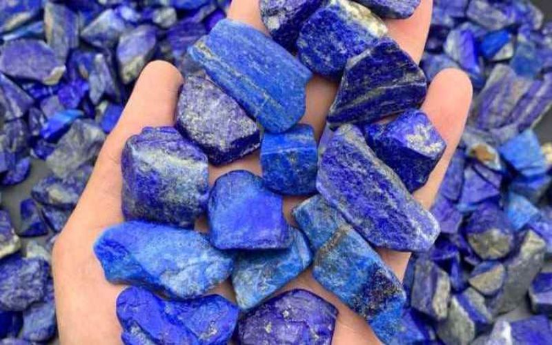 Ngọc lưu ly mang ý nghĩa gì trong phong thủy?