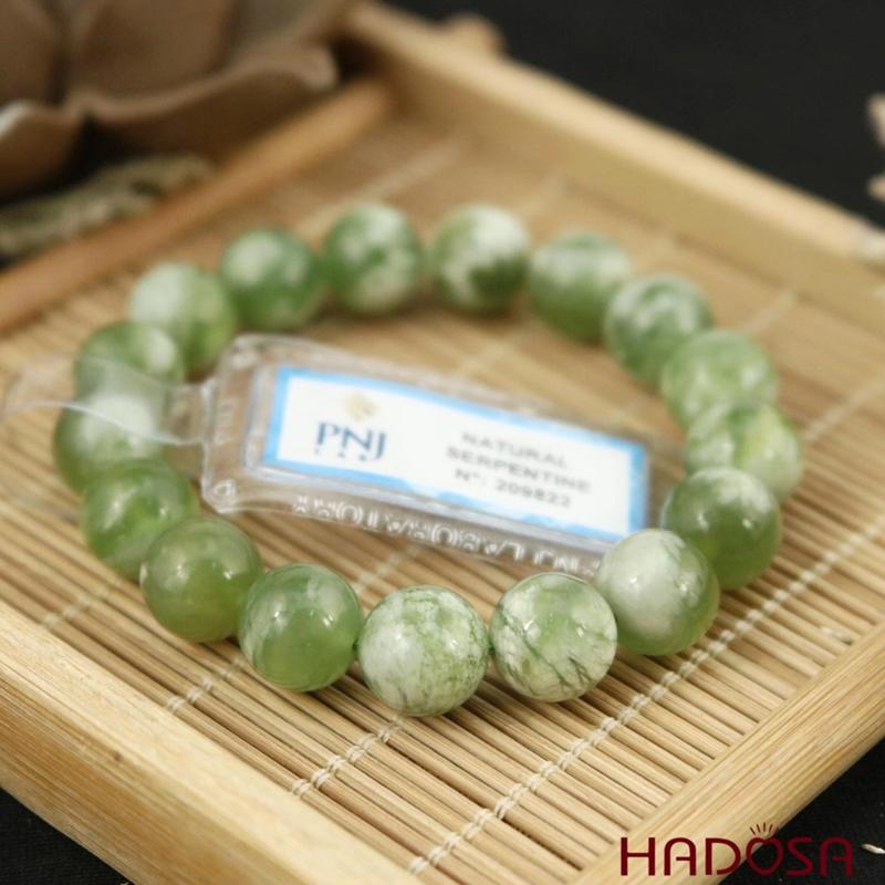 Vòng ngọc Serpentine với 17 hạt ngọc kích thước 10mm