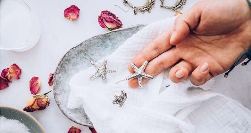 Sử dụng nước vệ sinh bạc cần hợp lý, không nên lạm dụng